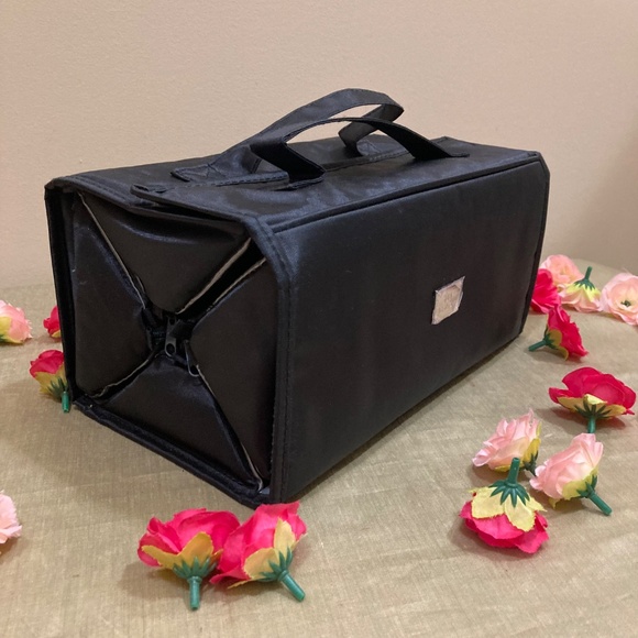 NWT JM New York Roll & Go Travel/Makeup Bag, 7" x 4.5" x 4.5", Black - Picture 1 of 10